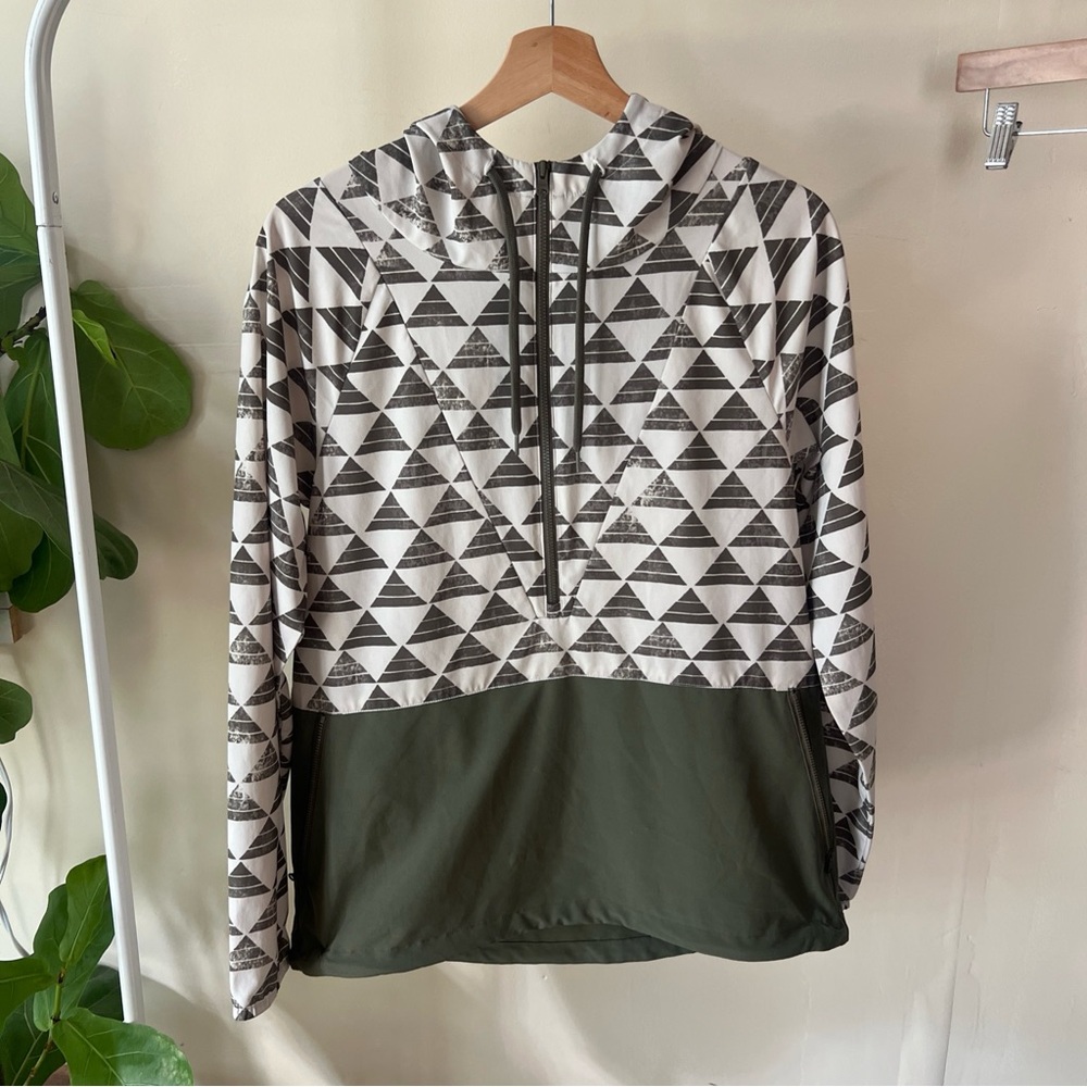Carve Designs Green Geometric Hoodie